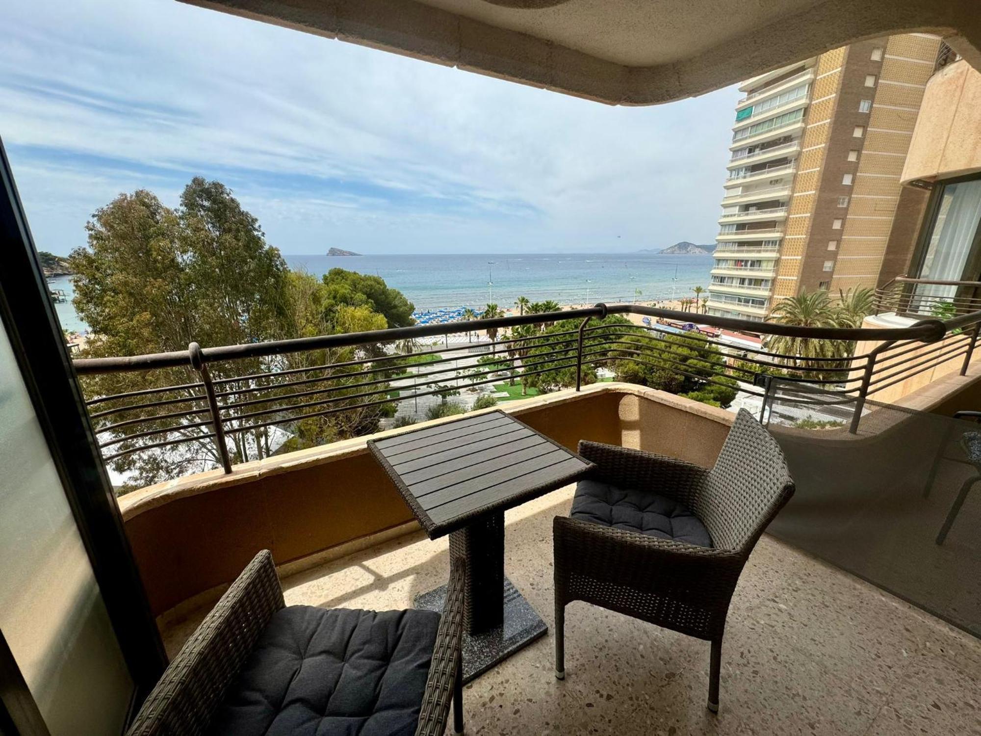 Apartamentos Coastal Haven Μπένιντορμ Εξωτερικό φωτογραφία